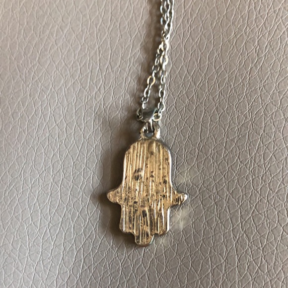 Hamsa 🪬 necklace - Picture 4 of 4